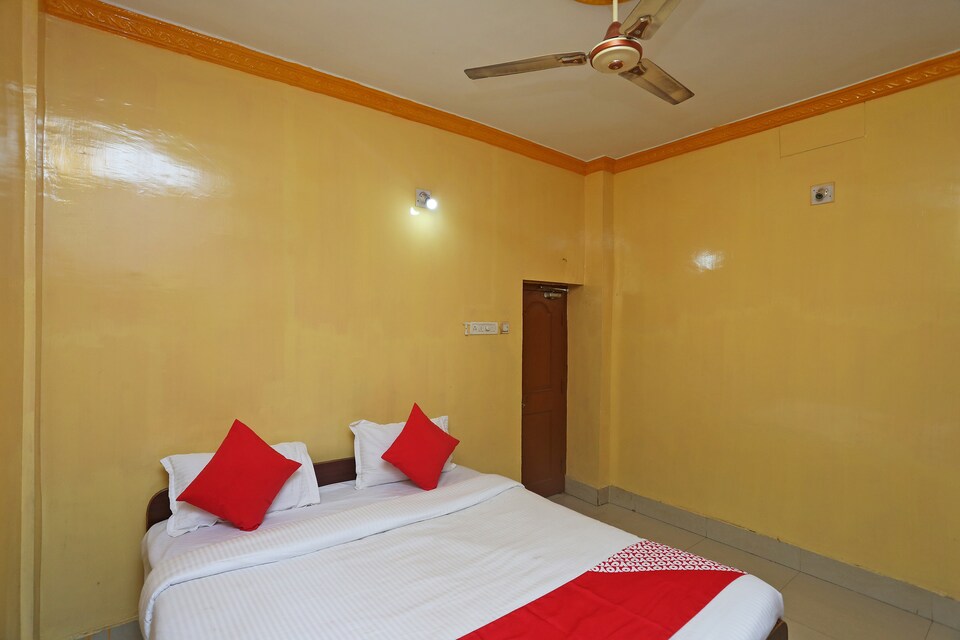 OYO 37151 Dwarikamayee Lodge, Railway Station Bhubneshwar, Bhubaneswar