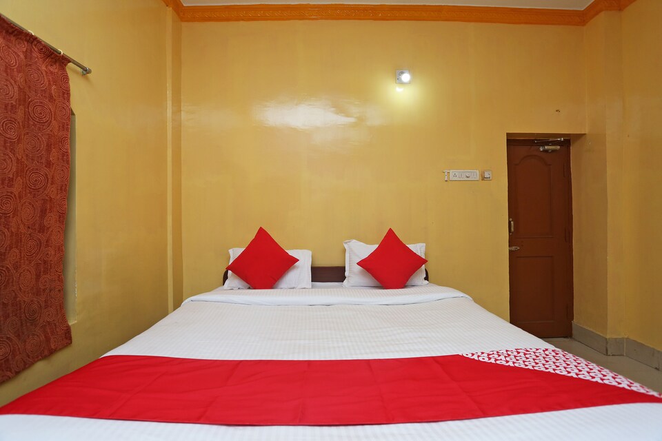 OYO 37151 Dwarikamayee Lodge, Railway Station Bhubneshwar, Bhubaneswar