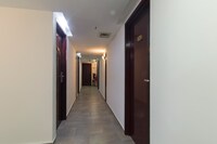 OYO 1045 Azimuth Hotel