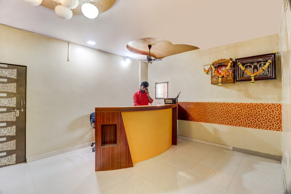 OYO Hotel Kalpavruksha, Mumbai - Kalyan - Ambernath, Mumbai