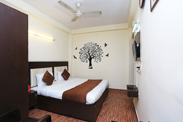 OYO Hotel Innova Homes Near Dilli Haat Ina