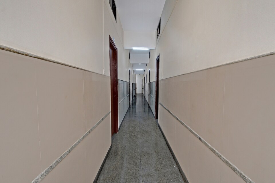 Hotel O Hirapura Gulbarga formerly Seeri Lodge, Gulbarga, Gulbarga