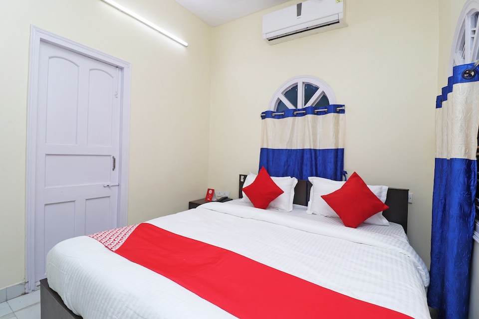 OYO 37184 White House, Salt Lake Kolkata, Kolkata