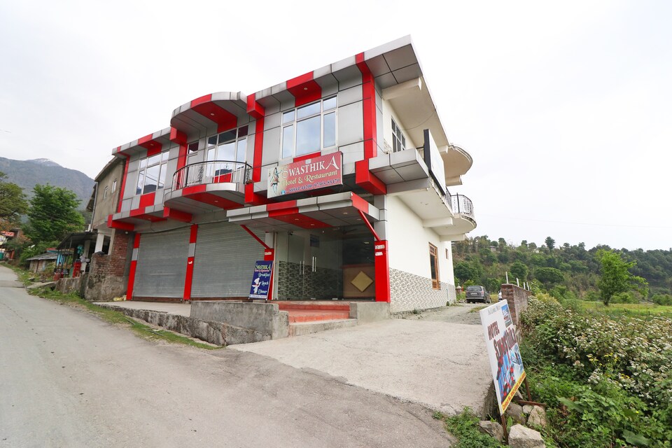 OYO 37186 Hotel Swasthika, Dharamshala, Dharamshala
