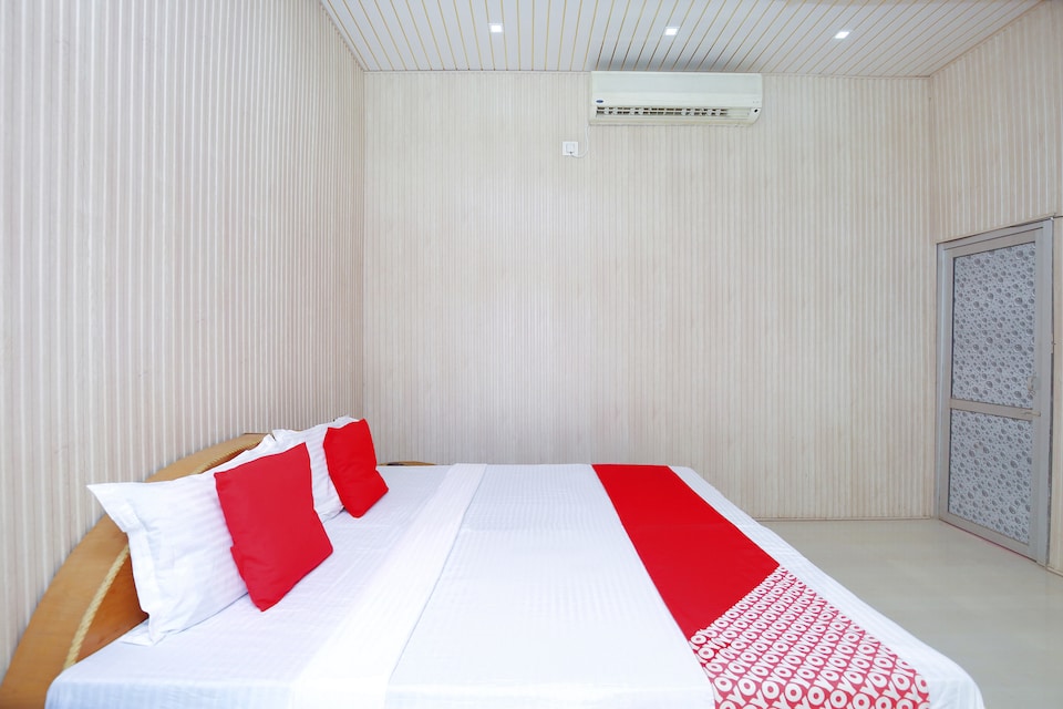 OYO 37196 Whispering Shacks, Ropar, Ropar
