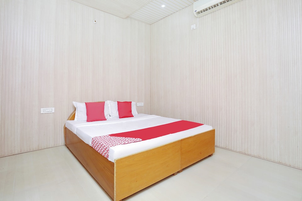 OYO 37196 Whispering Shacks, Ropar, Ropar