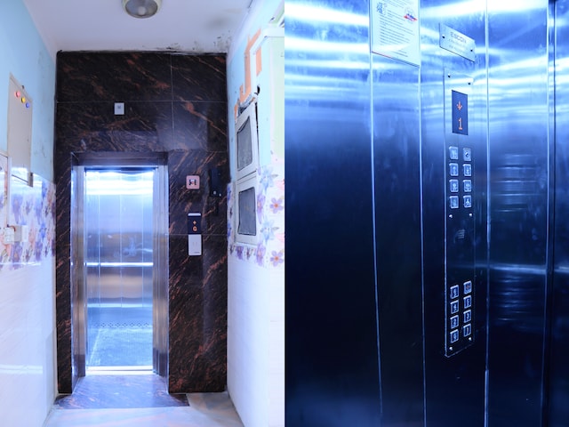 OYO 356 Hotel Kanjerowa