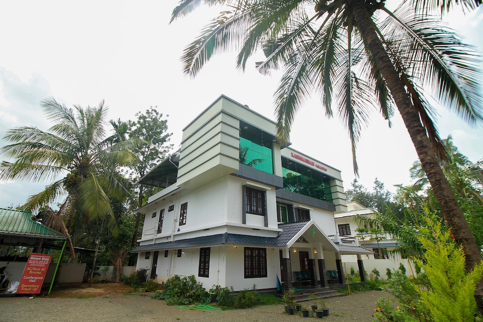OYO 37201 Kasinathan Homestay, Sultan Bathery, Wayanad