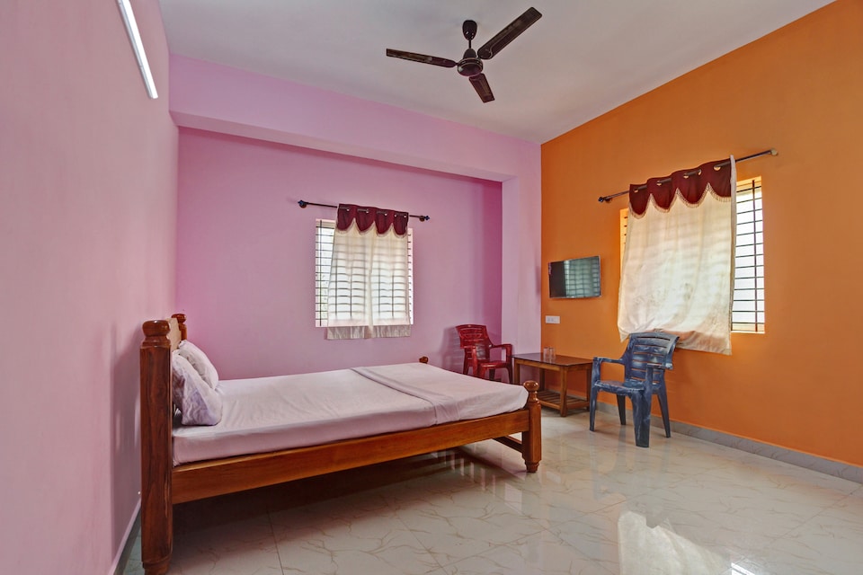 SPOT ON 37203 Royal Comforts, Shivamogga, Shivamogga