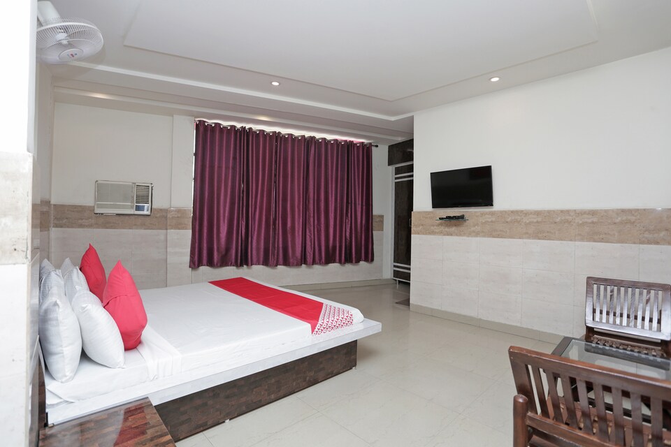 OYO 37216 Royal Comfort Cottage, GT Road Panipat, Panipat
