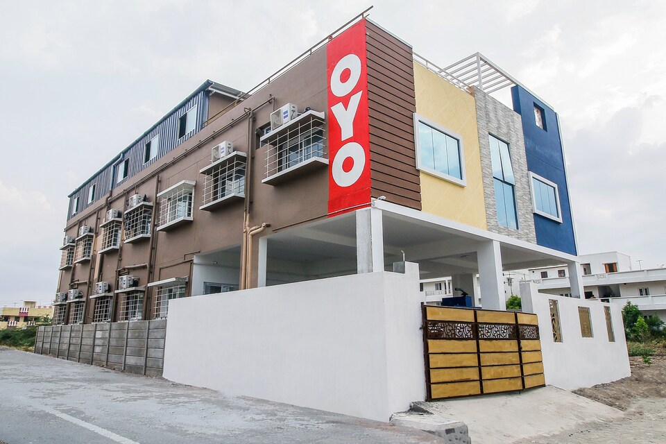 OYO 37217 Hotel Cresant Park, Coimbatore Airport, Coimbatore