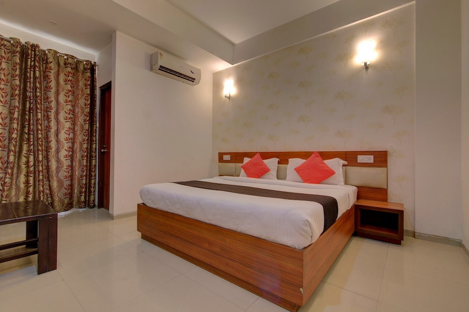 Capital O 37231 Nest Inn, Gomti Nagar Lucknow, Lucknow