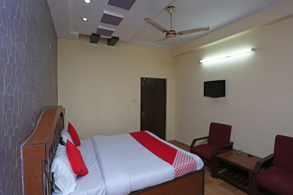 OYO 37232 Hotel Kings Inn, Bhupatwala Haridwar, Haridwar