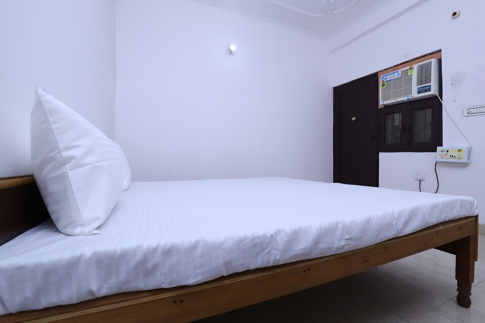 OYO LIFE NOD576 Sector 44, Noida Expressway SEZ, Noida