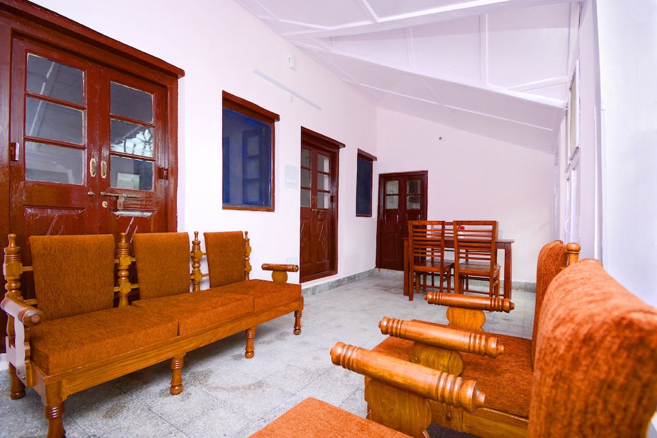 OYO Home 37265 Heritage 2BHK Cottage Dharamshala, Dharamshala, Dharamshala