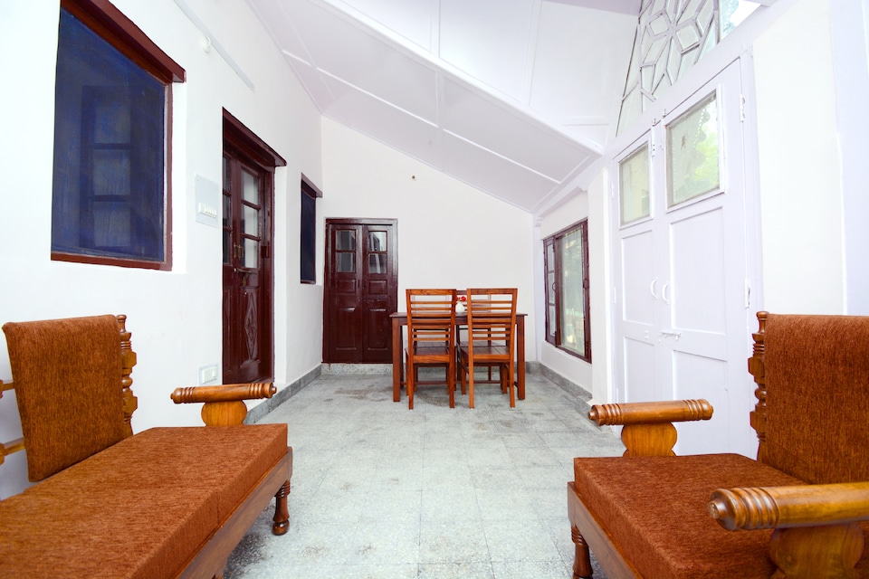 OYO Home 37265 Heritage 2BHK Cottage Dharamshala, Dharamshala, Dharamshala