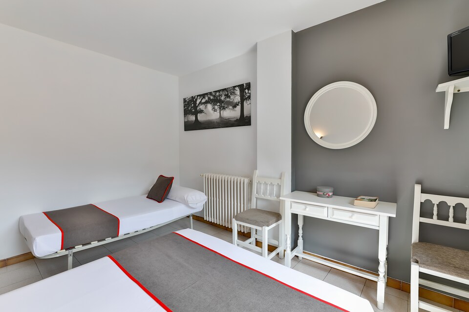 OYO Hotel Del Esera, Ribagorza, Graus
