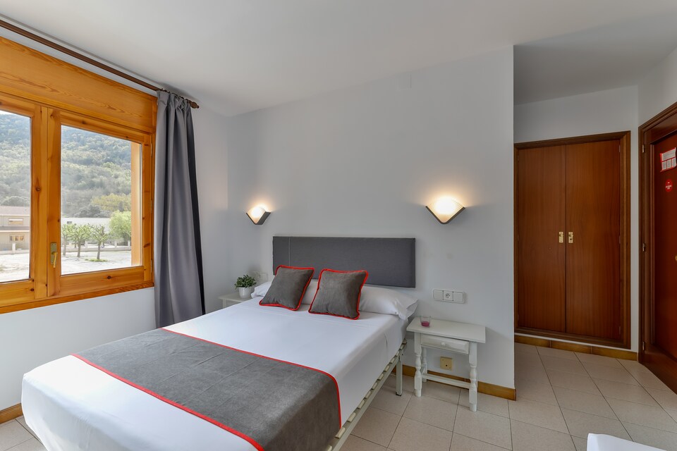OYO Hotel Del Esera, Ribagorza, Graus