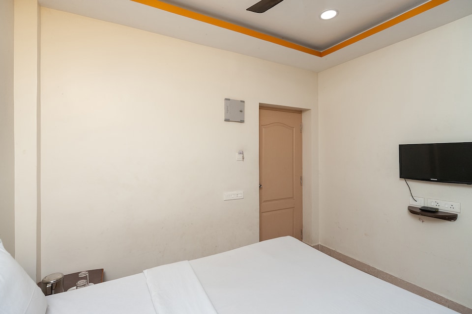 SPOT ON 37272 Alfa Palace, T Nagar Chennai, Chennai