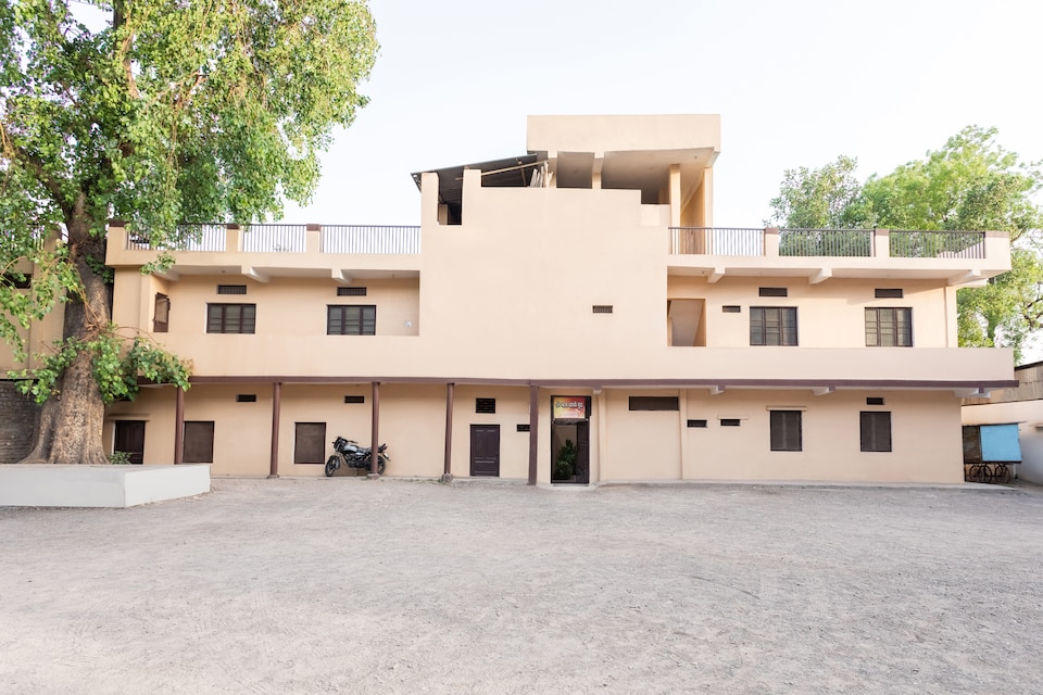 SPOT ON 37282 Omkar Guest House, Mahakal Temple 1, Ujjain