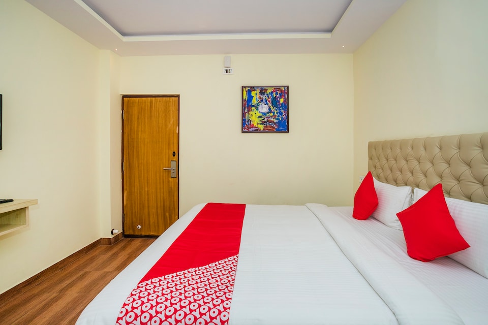 Hotel O N R Deluxe, HSR Bommanahalli Bangalore-II, Bangalore