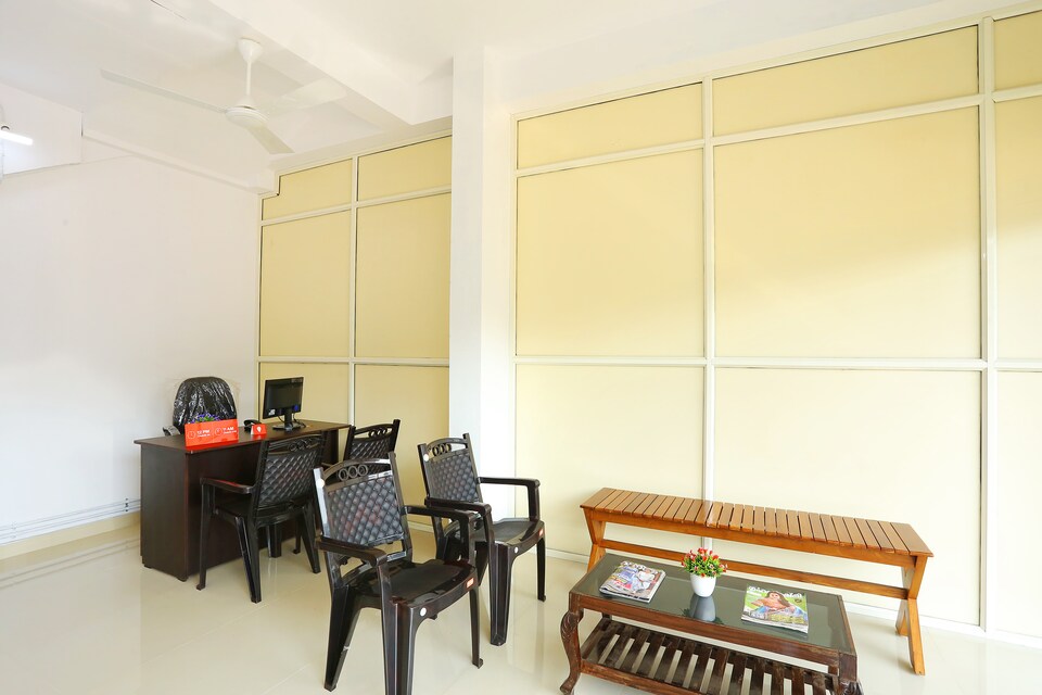 OYO 37302 White Cort, Kalamassery Kochi, Kochi