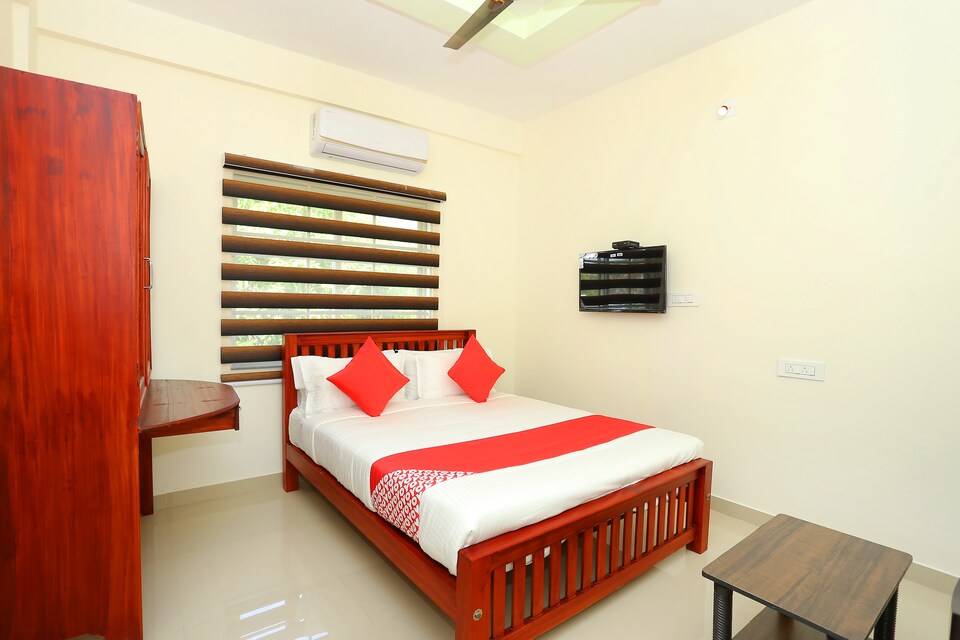 OYO 37302 White Cort, Kalamassery Kochi, Kochi