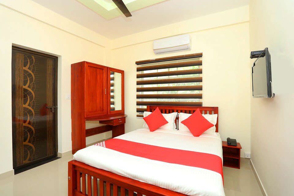 OYO 37302 White Cort, Kalamassery Kochi, Kochi