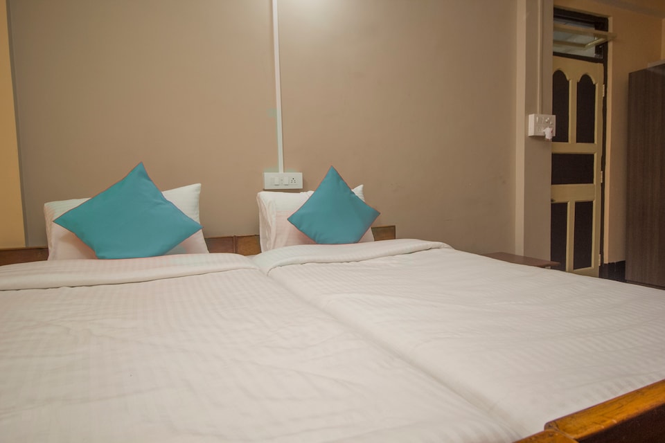 OYO 37303 Hotel Pema Mountain, Lachung, Lachung