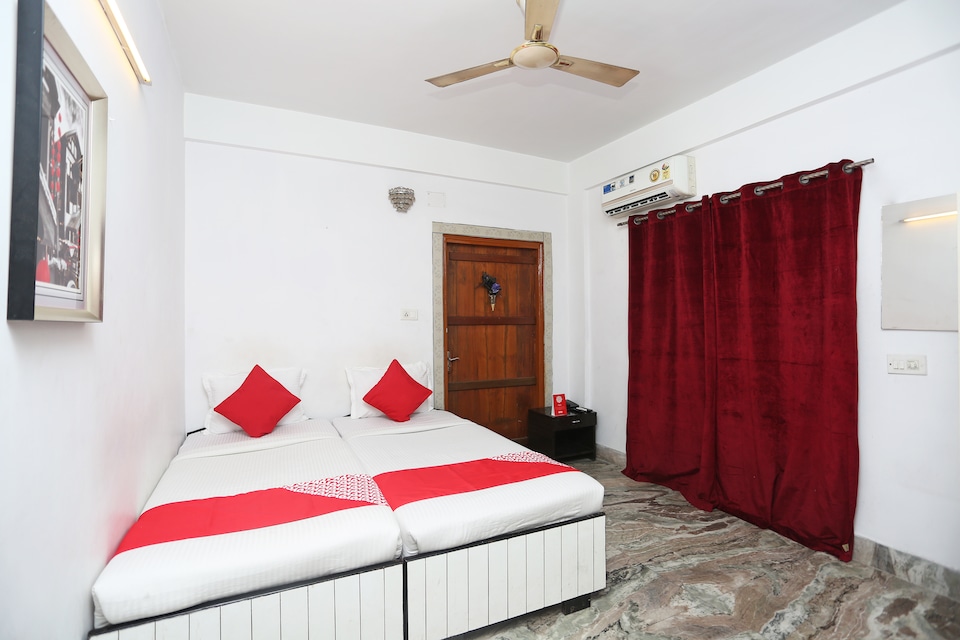 live on KOL2820, Rajarhat Kolkata, Kolkata