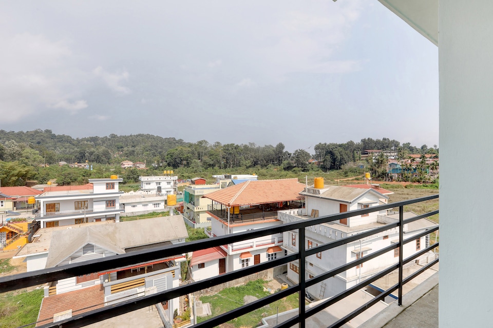 OYO 37329 Shanthala Residency, Madikeri, Coorg