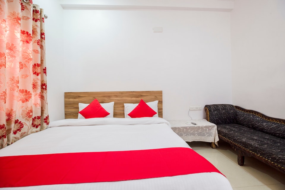 OYO 37341 Heritage High, Gulab Bagh, Udaipur