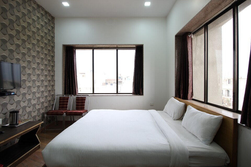 OYO 37342 Kataria, Mansarovar, Jaipur