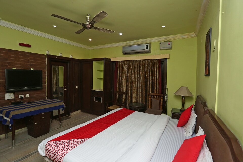 OYO 37350 The Arabian Nights Hotel, Khandagiri Bhubaneswar, Bhubaneswar