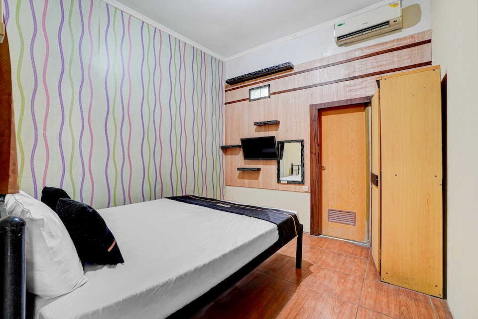 Hotel O near Universitas Pelita Harapan formerly Pelangi Guest House, Tangerang, Tangerang