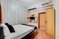Hotel O near Universitas Pelita Harapan formerly Pelangi Guest House