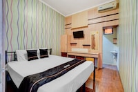 Hotel O near Universitas Pelita Harapan formerly Pelangi Guest House