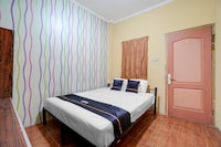 Hotel O near Universitas Pelita Harapan formerly Pelangi Guest House