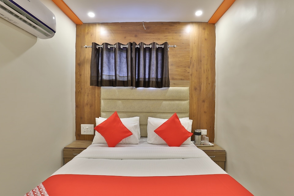 OYO 37359 Hotel Shiv Villa, Kankaria-Maninagar Ahmedabad, Ahmedabad