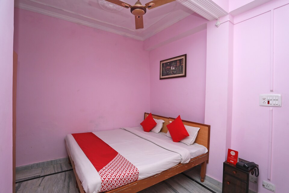 OYO 37360 Hotel Lotus, Rajgarh, Rajgarh
