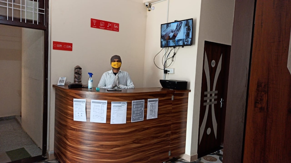 OYO 37396 Q K Hotel, Mansarovar, Jaipur