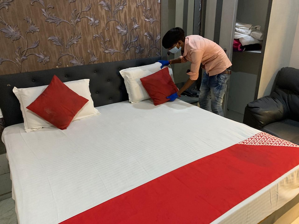 OYO 37405 Hotel Aman Inn, Sitapur, Sitapur