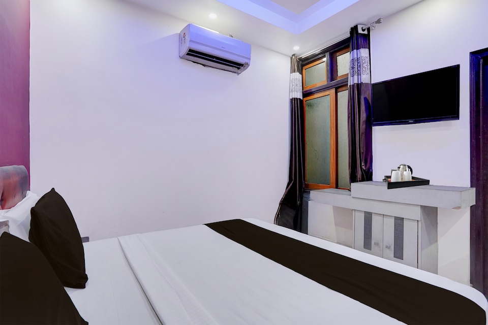 Super Townhouse Sitapur Railway Junction Formerly Aman Inn, Sitapur, Sitapur