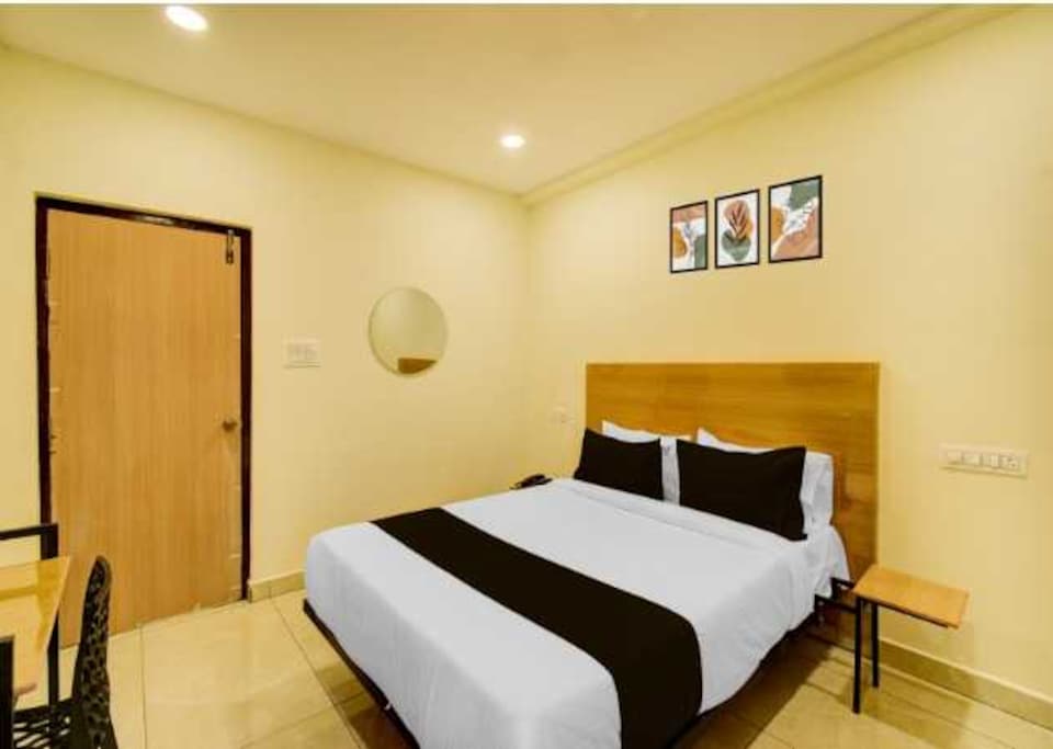 Collection O Central Bowenpally Formerly Shannu Residency, Secunderabad-II, Hyderabad