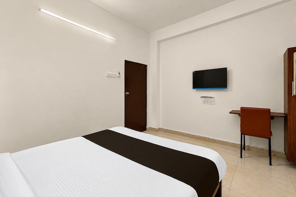 Collection O Central Bowenpally Formerly Shannu Residency, Secunderabad-II, Hyderabad