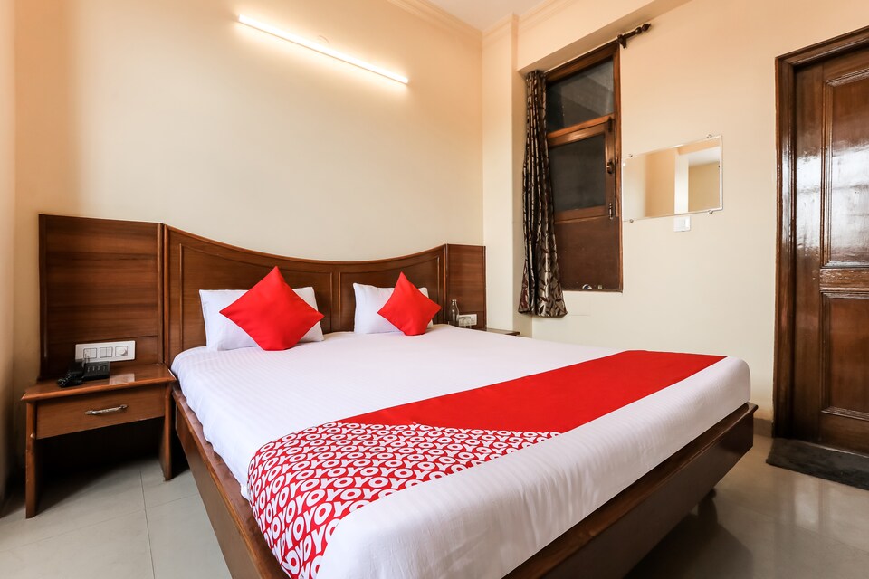 Flagship Hotel Jay Vee Continental, Golden Temple Road Amritsar, Amritsar