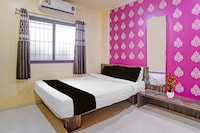 Super Collection O Tuljapur - Solapur Highway Formerly Royal Rooms