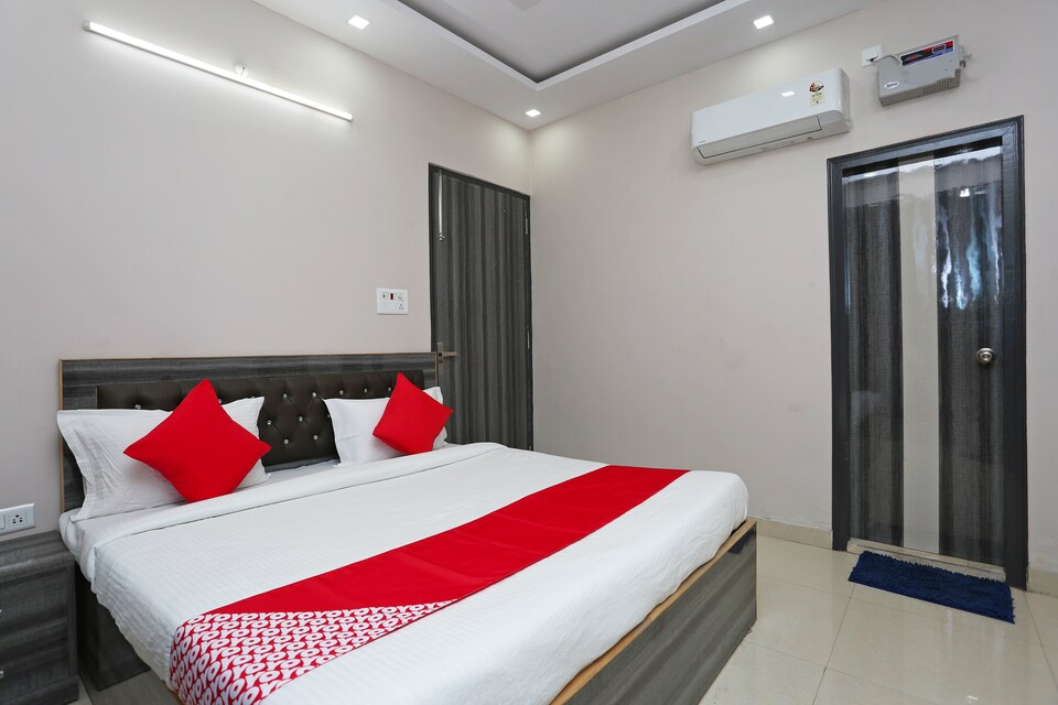 OYO 37433 Hotel City Centre, Rampur, Rampur