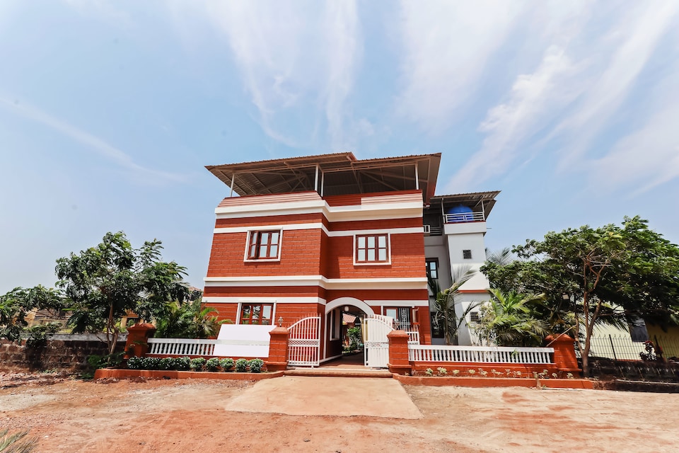 OYO 37449 Ekdant Holiday Home, Ganpatipule, Ganpatipule