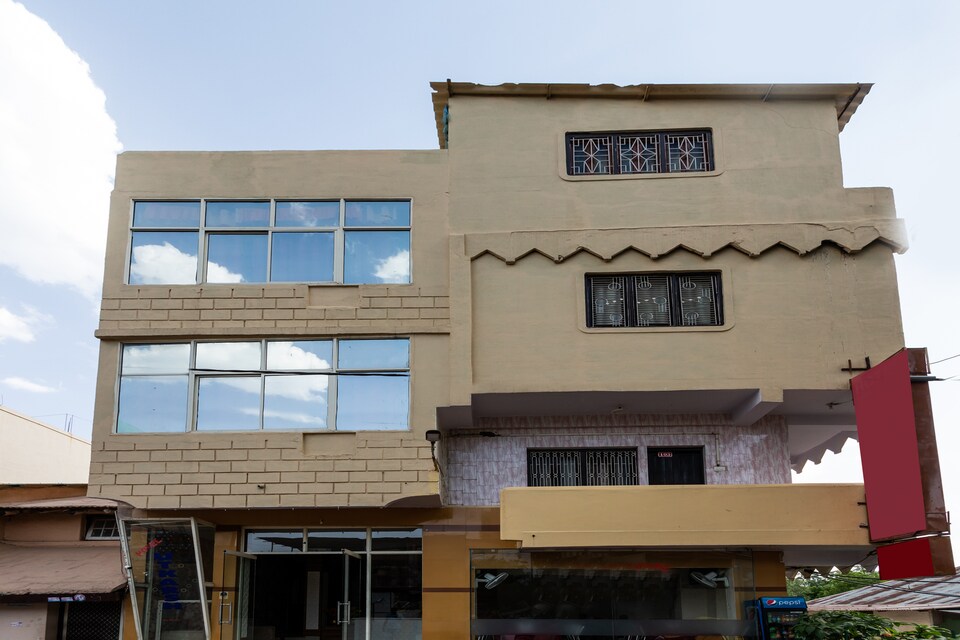 OYO 37454 Hotel Utkarsh, Pachmarhi, Pachmarhi